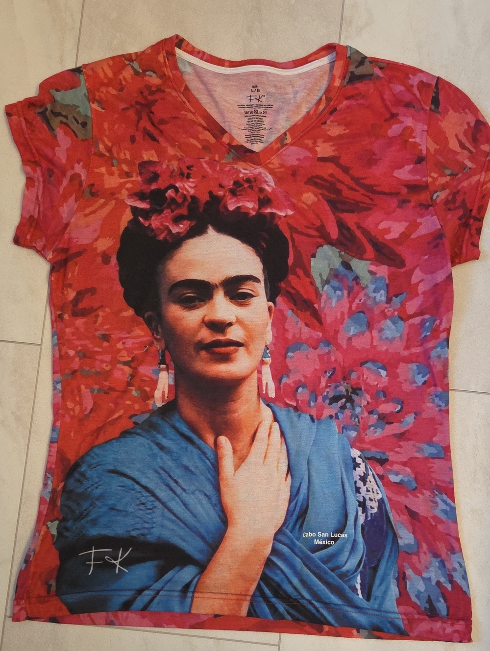 Frida Kahlo Graphic V-Neck Tee - Red & Blue